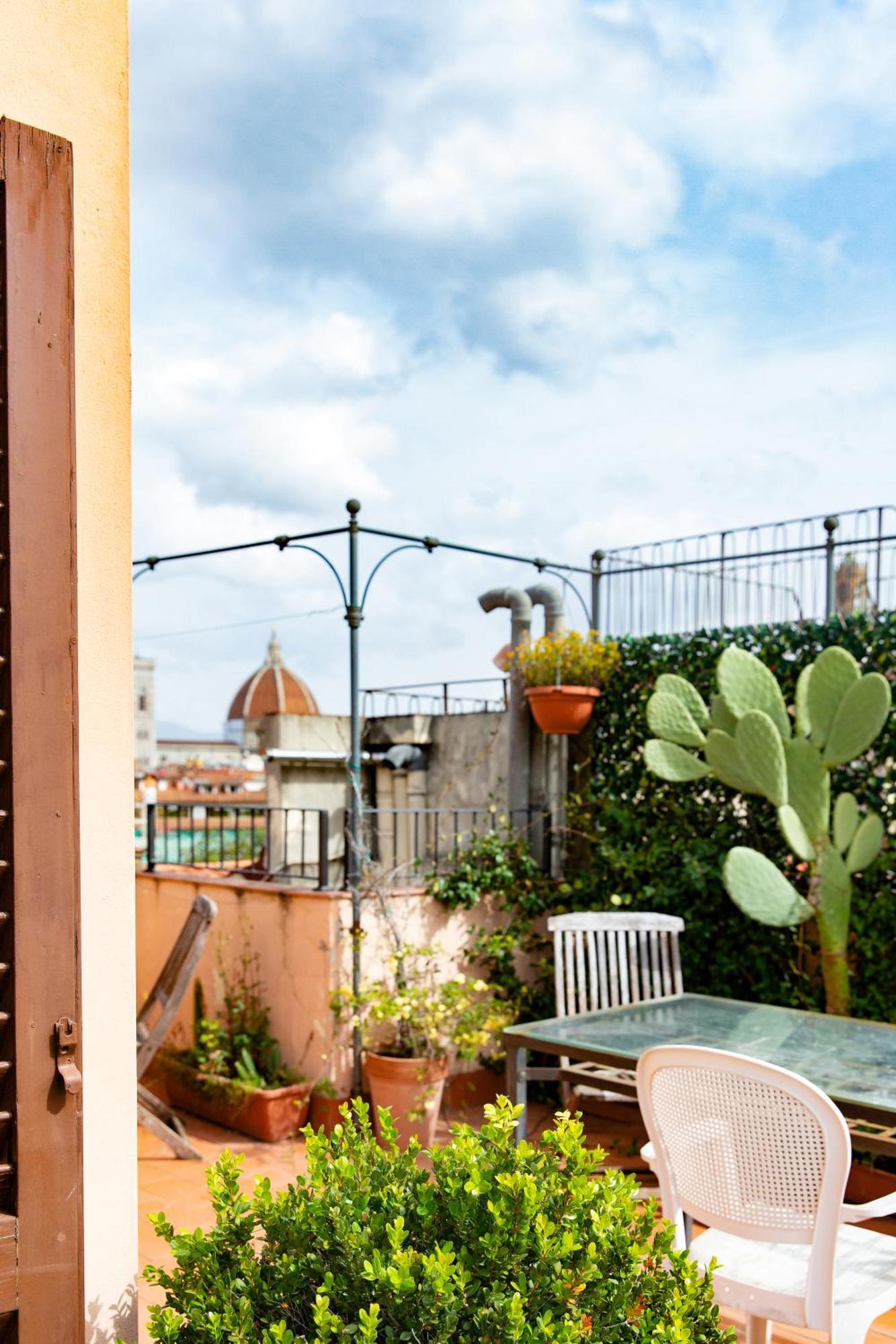 Spectacular 1br Stunning Views Apartment Florenz