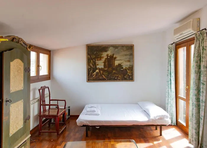 Spectacular 1Br Stunning Views